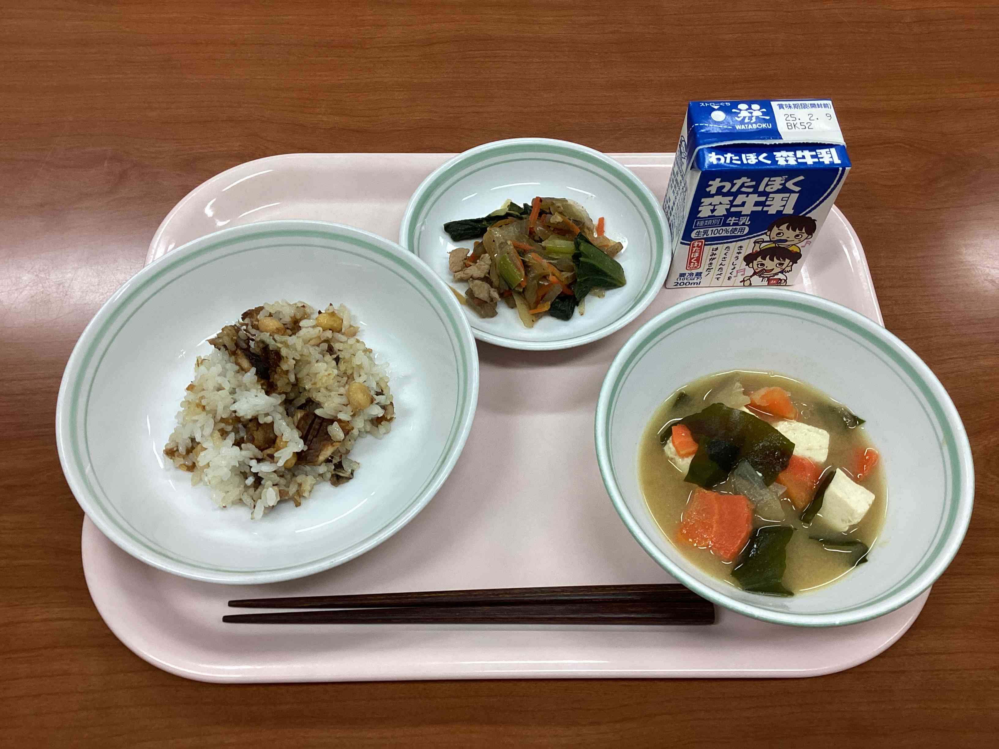 2月3日月曜日給食の写真