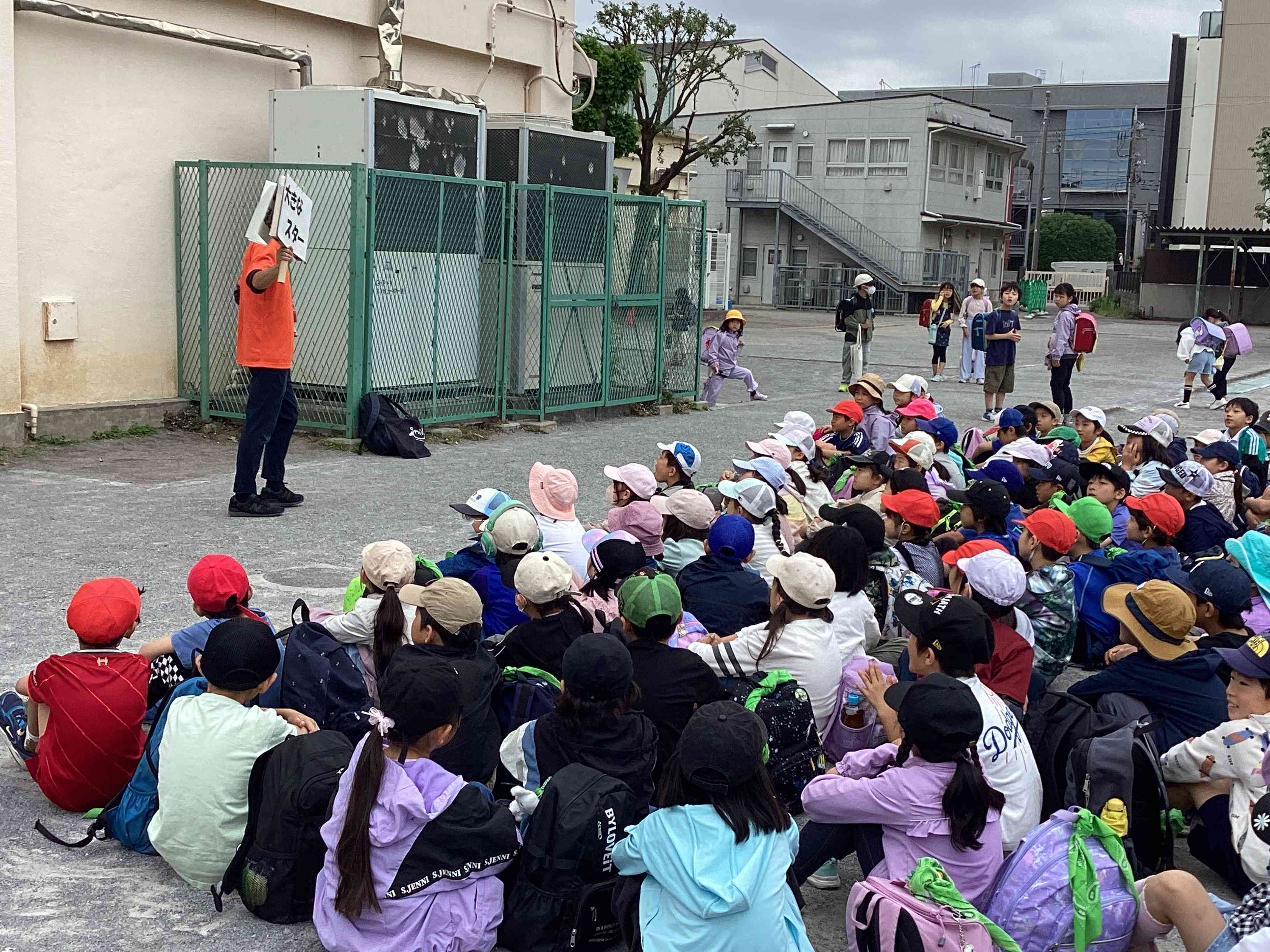 遠足 昭和記念公園 3年生 - 校長先生より - 学校ブログ - 連雀学園