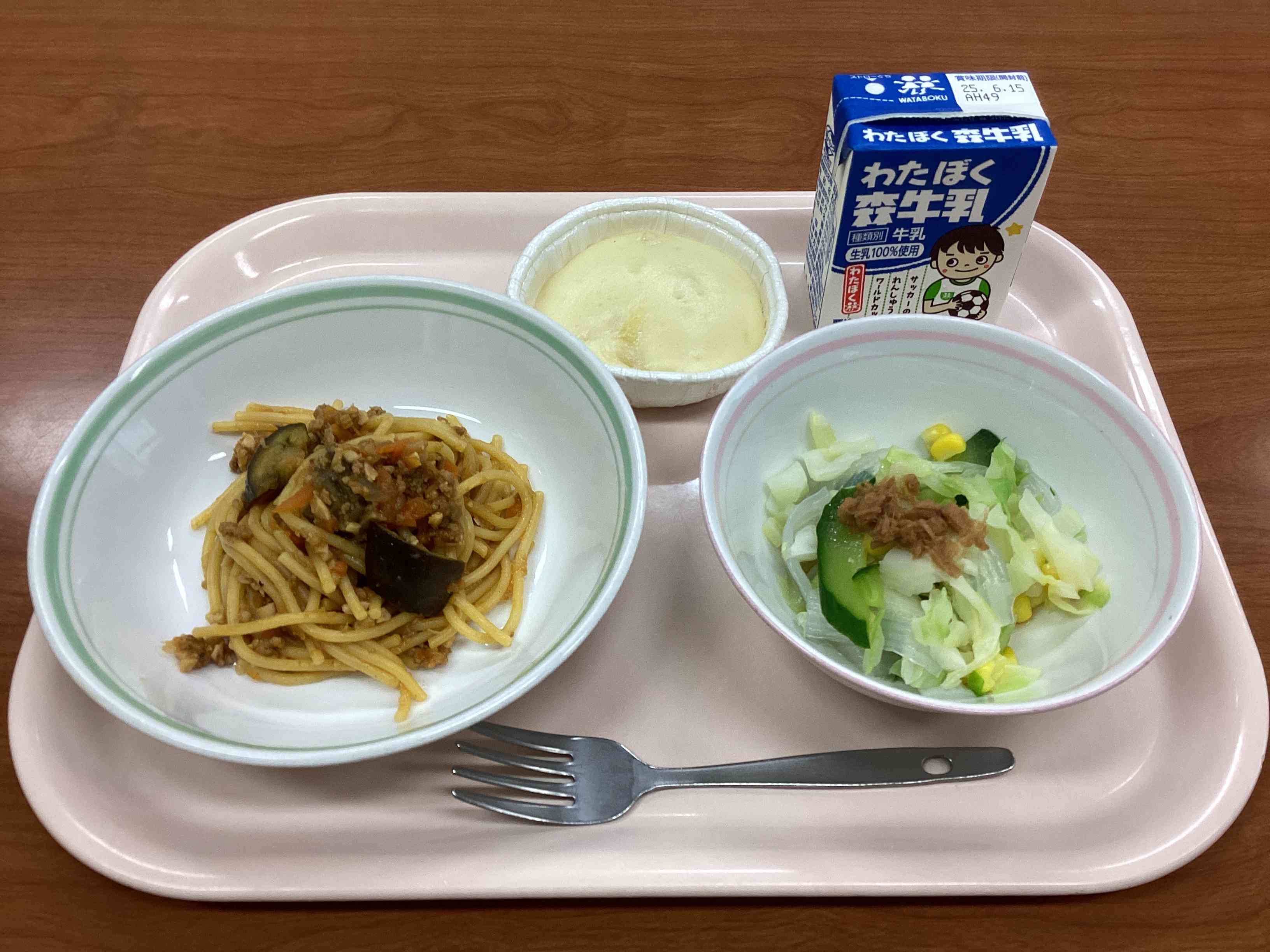 6月9日月曜日給食の写真