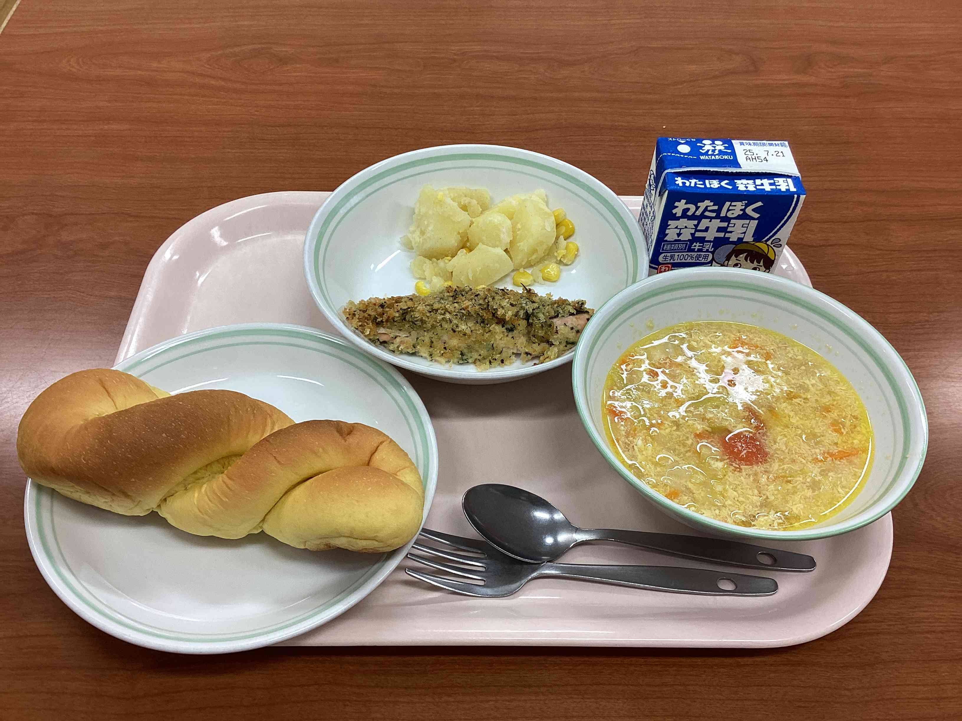 7月15日火曜日給食の写真