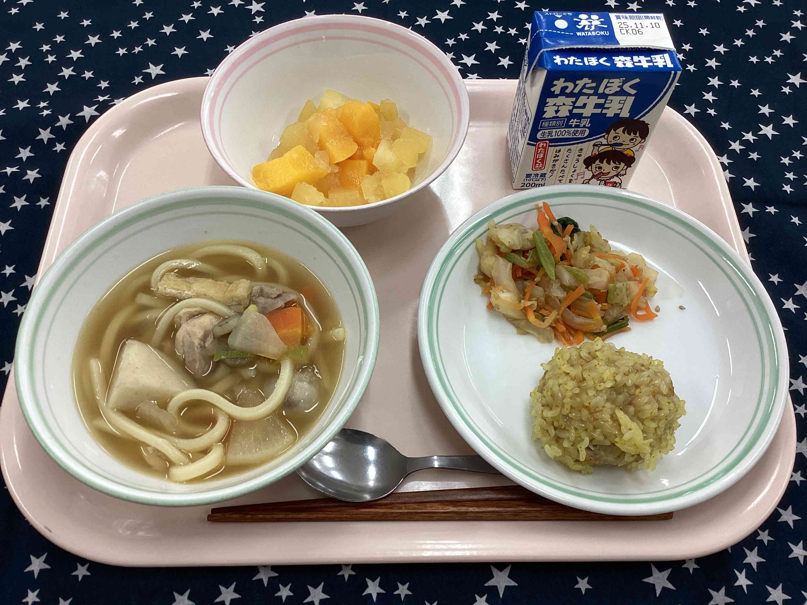 11月4日火曜日給食の写真
