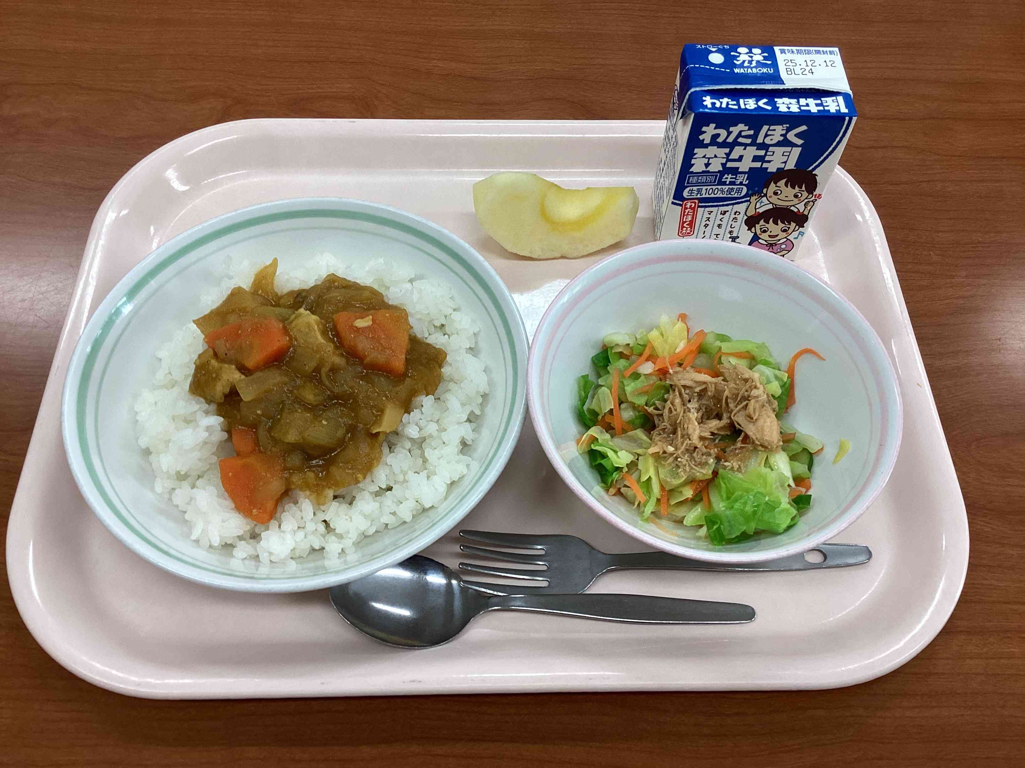 12月4日木曜日給食の写真