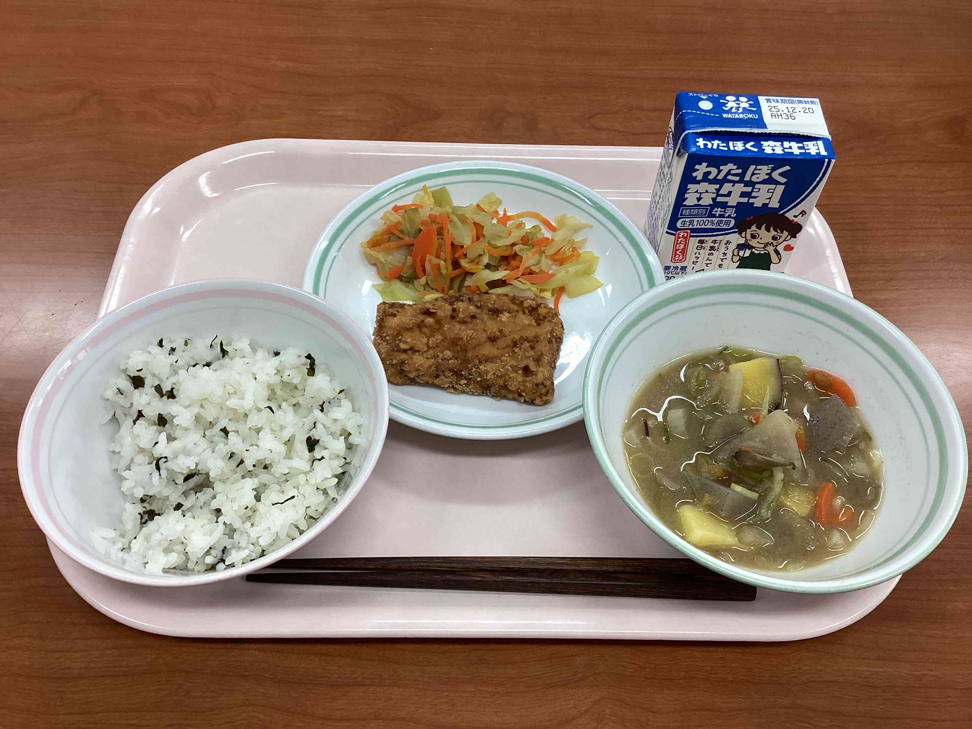 12月12日金曜日給食の写真