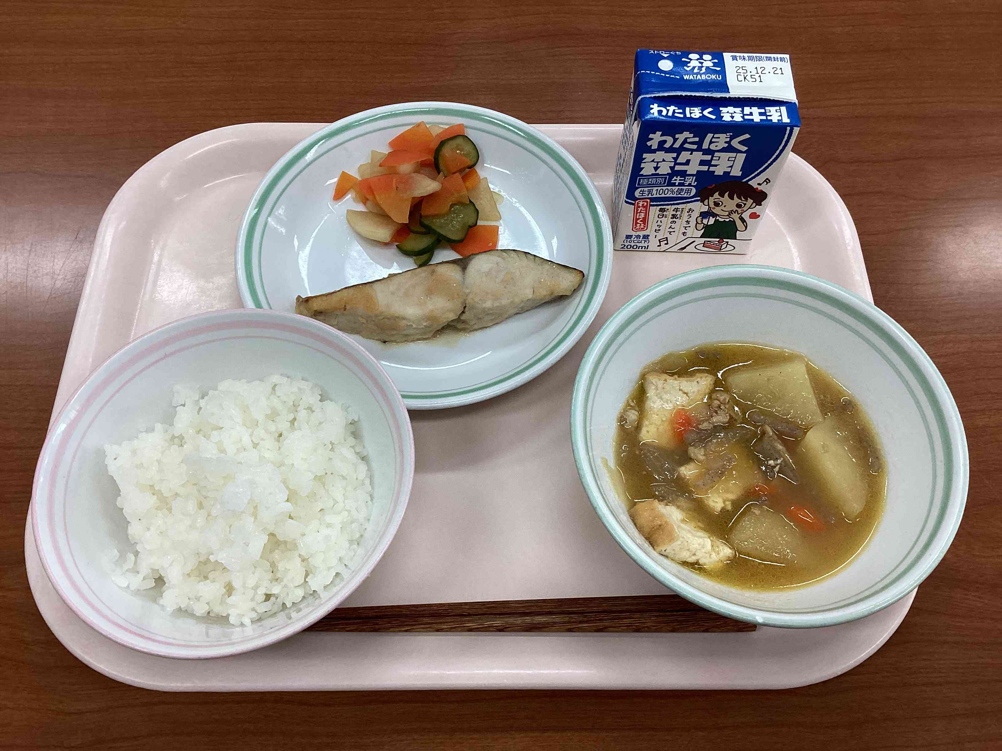 12月15日月曜日給食の写真
