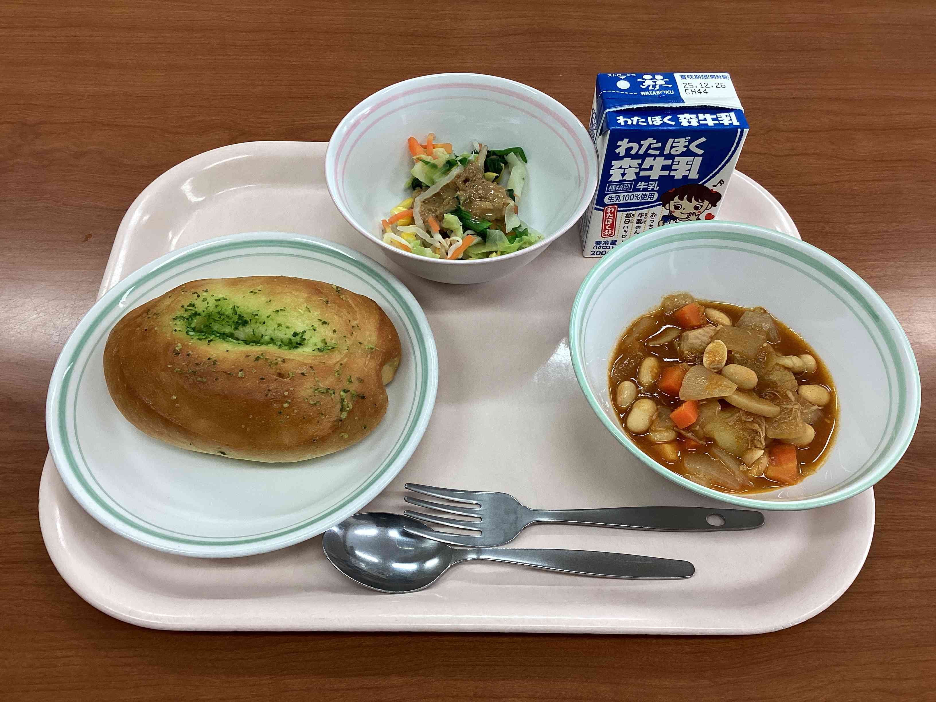 12月18日木曜日給食の写真