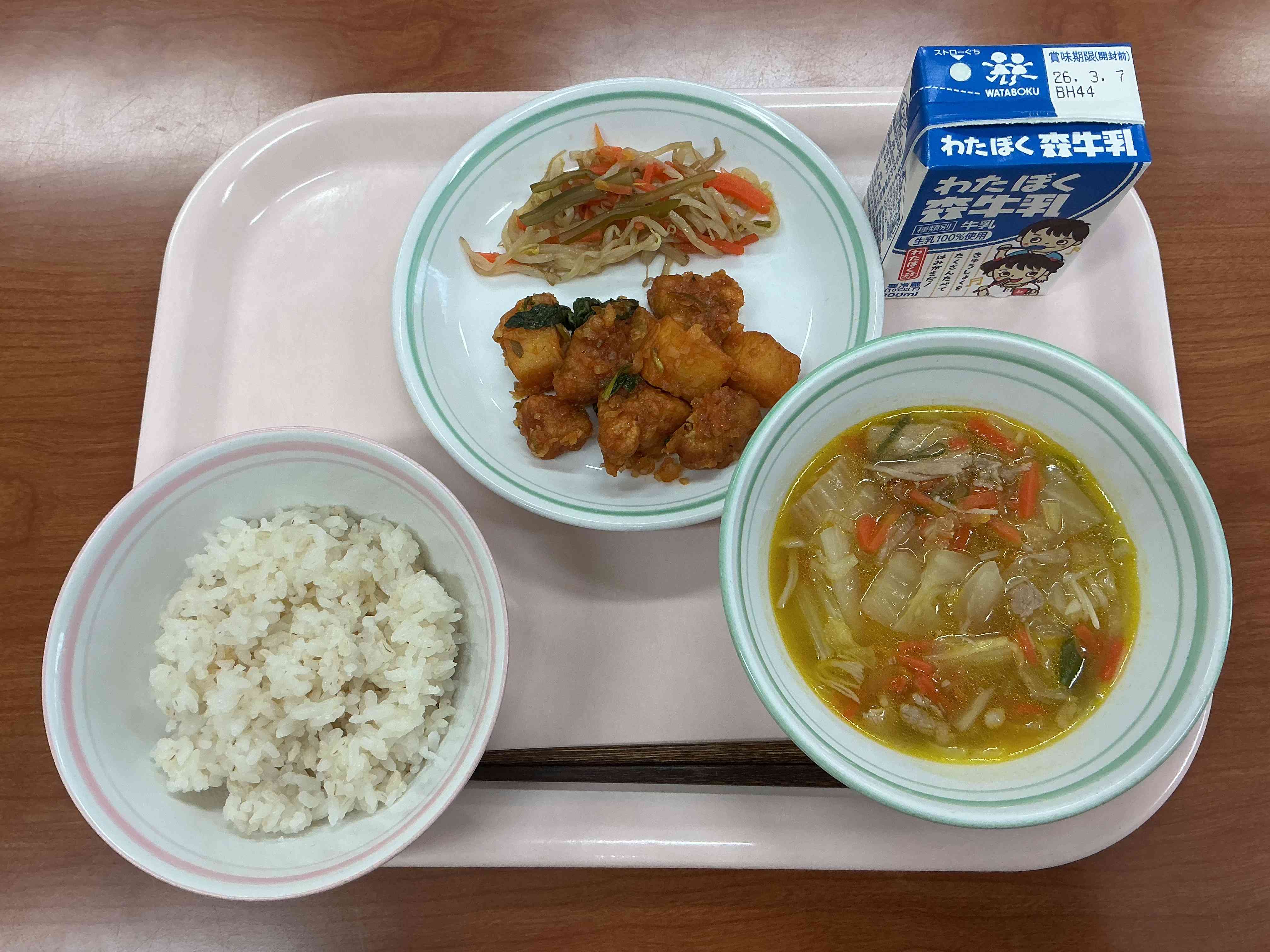 2月27日金曜日給食の写真