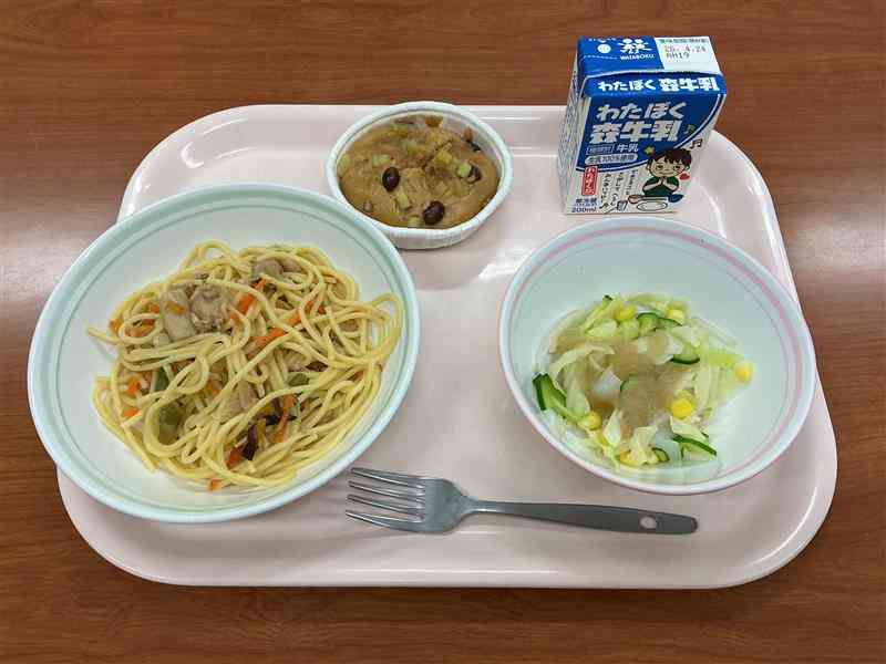 4月16日木曜日給食の写真