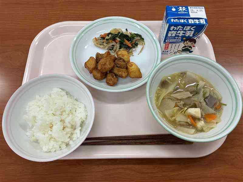 4月17日金曜日給食の写真