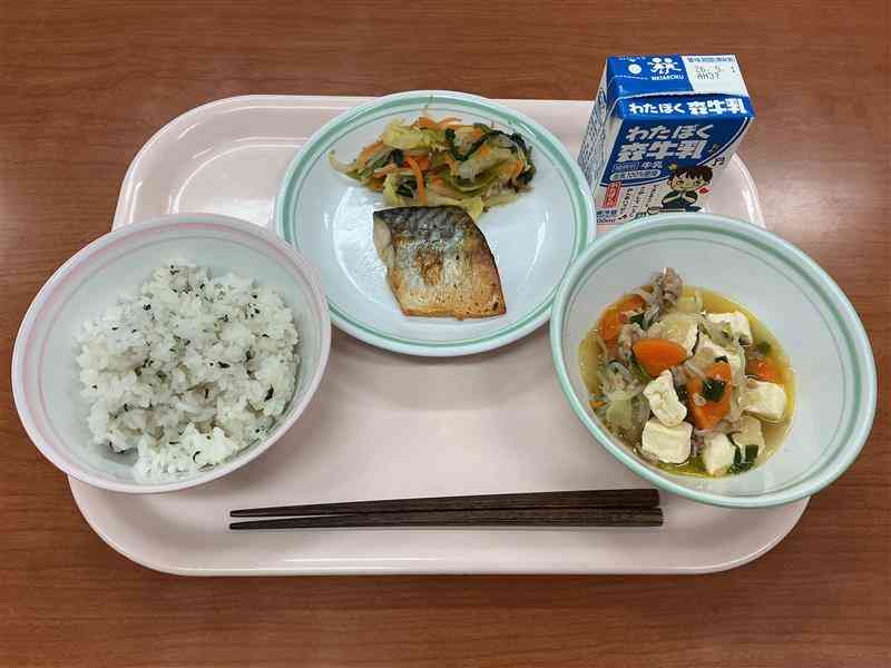 4月23日木曜日給食の写真