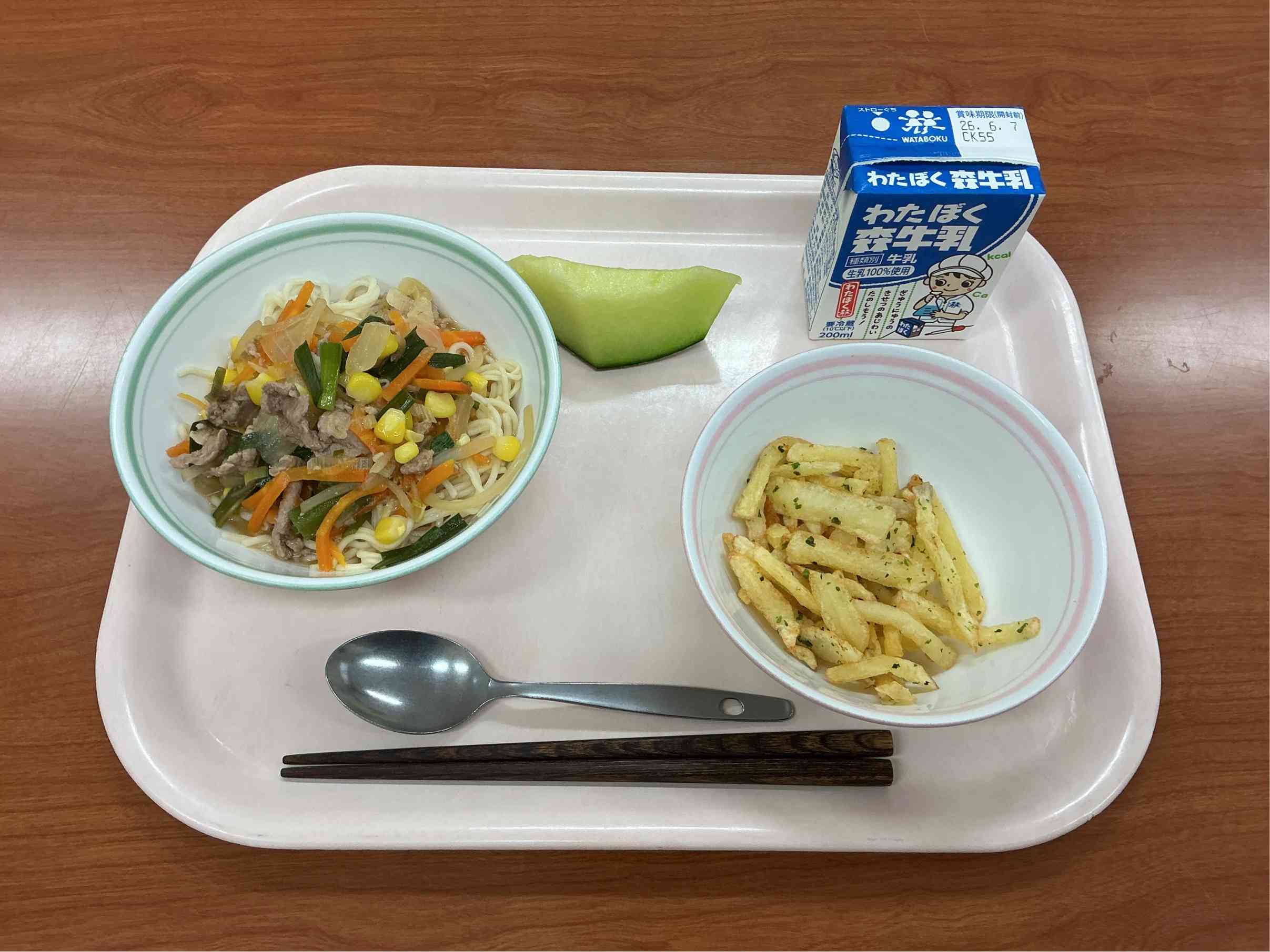 6月1日月曜日給食の写真