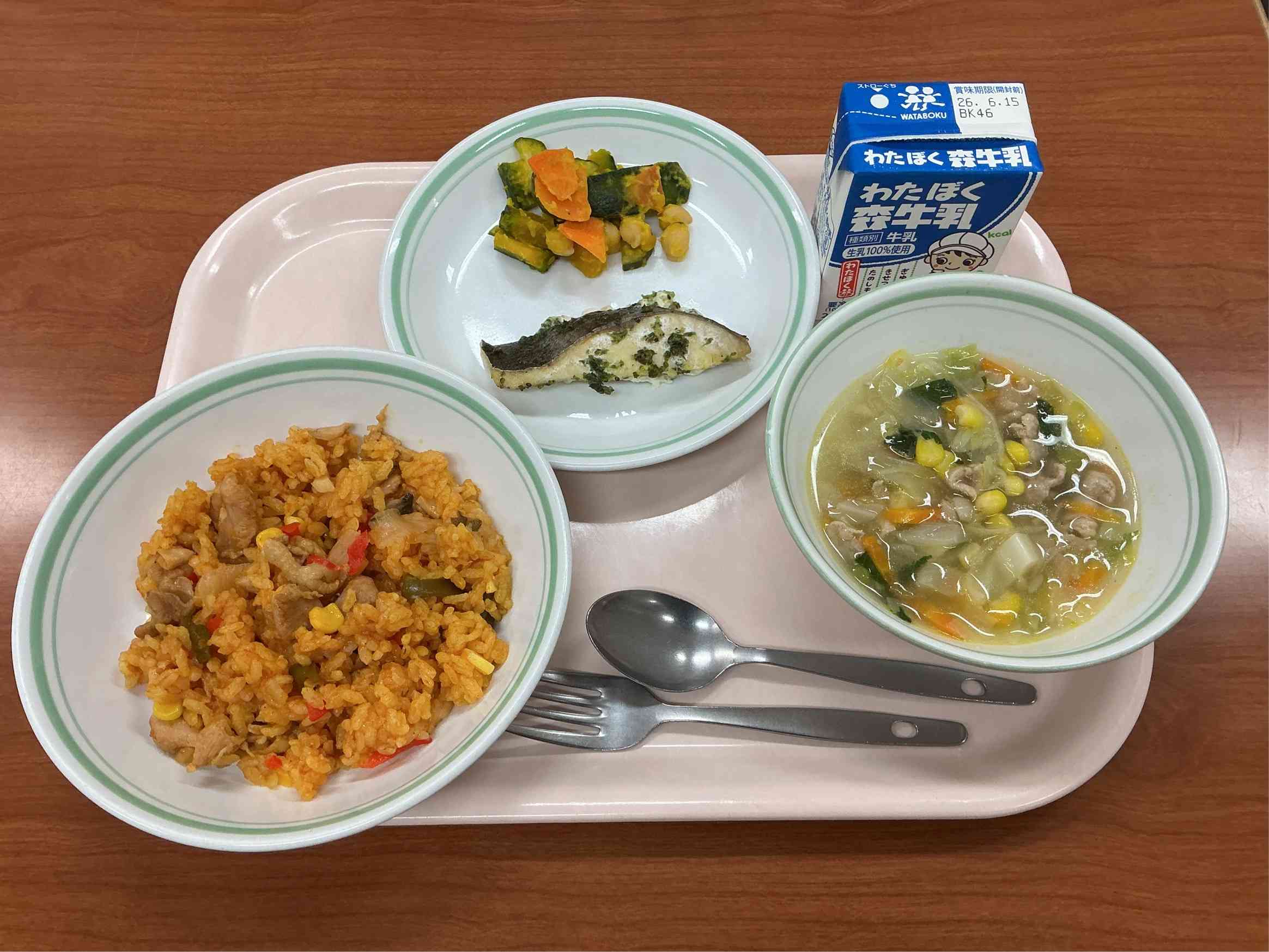 6月9日火曜日給食の写真