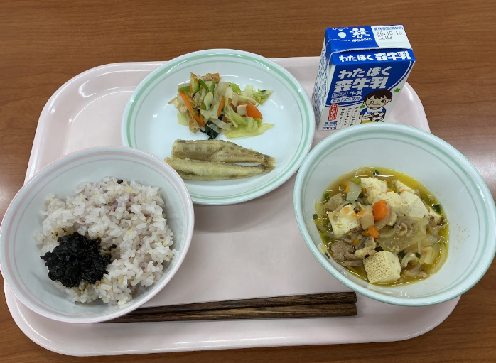 10月8日木曜日給食の写真